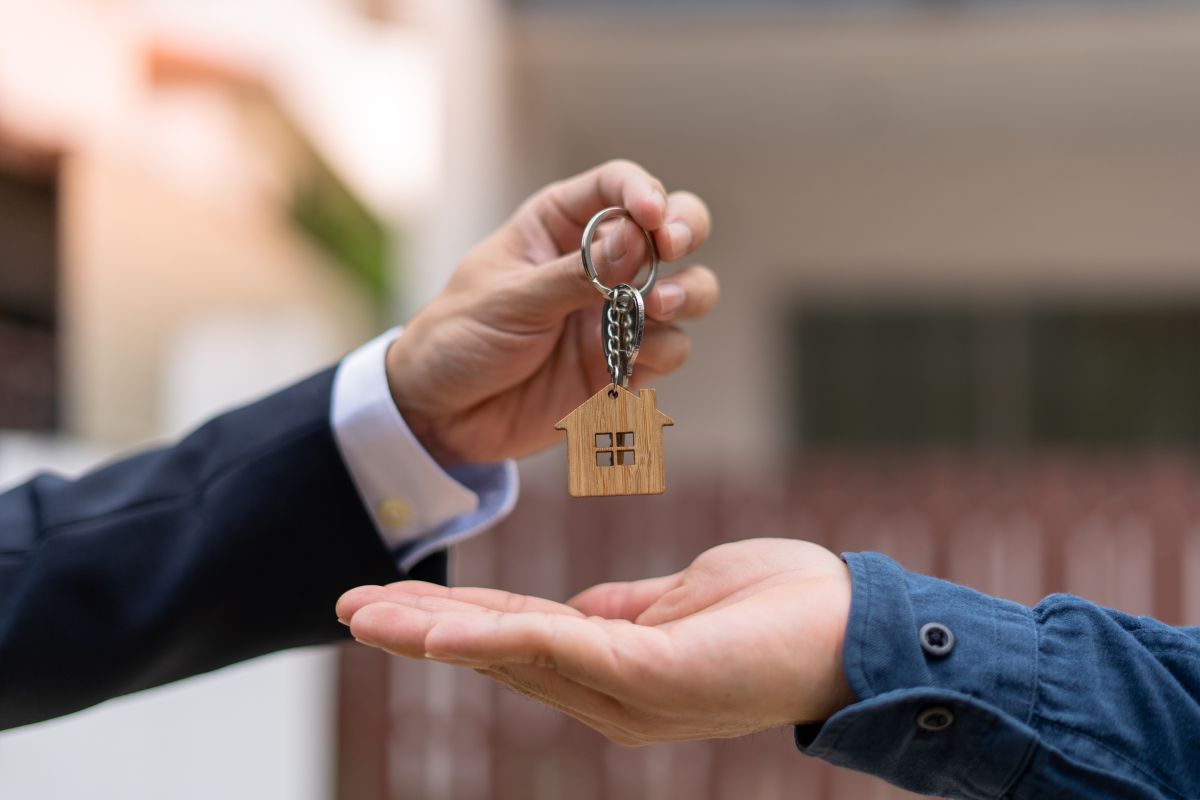 how to get security deposit back from landlord in dubai
